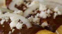 Enmoladas (Chicken Mole Enchiladas) Enmoladas (Chicken Mole Enchiladas)
