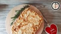 Focaccia allo stracchino con lievito istantaneo! Focaccia allo stracchino con lievito istantaneo!