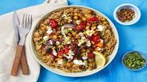 Middle Eastern Chickpea Bowls with Savory Pistachio Rice & Garlicky White Sauce Middle Eastern Chickpea Bowls with Savory Pistachio Rice & Garlicky White Sauce