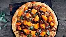 Pumpkin, sage and sausage pizza Pumpkin, sage and sausage pizza