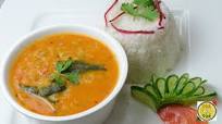 Bottle Gourd and Split Green Moong Dal Curry Bottle Gourd and Split Green Moong Dal Curry