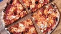 Thin and Crispy Pizza Dough Thin and Crispy Pizza Dough