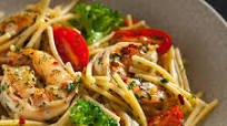 Broken Spaghetti with Shrimp Broken Spaghetti with Shrimp