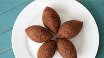 Lebanese Kibbe Recipe (Fried Kibbeh Balls) Lebanese Kibbe Recipe (Fried Kibbeh Balls)