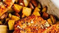 One Pan Lemon Garlic Chicken and Potatoes One Pan Lemon Garlic Chicken and Potatoes