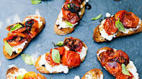Caramelized Tomato Bruschetta Caramelized Tomato Bruschetta