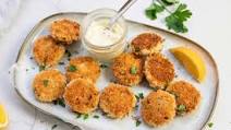 Salmon Cakes Salmon Cakes