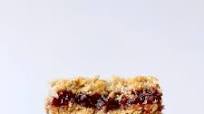 Vegan Strawberry Jam Oatmeal Bars Vegan Strawberry Jam Oatmeal Bars
