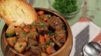 How to make slow cooker V8 beef stew How to make slow cooker V8 beef stew