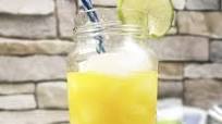 Spicy Mango Margarita on the Rocks Spicy Mango Margarita on the Rocks