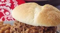 📋 Slow Cooker Beef on a Bun Recipe 📋 Slow Cooker Beef on a Bun Recipe