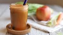 Carrot juice recipe with apple, cucumber & celery Carrot juice recipe with apple, cucumber & celery