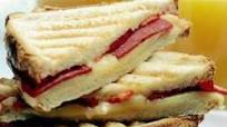 Karışık Tost Karışık Tost