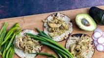 Low FODMAP Instant Pot Salsa Verde Chicken Low FODMAP Instant Pot Salsa Verde Chicken