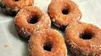Doughnuts with Sugar syrup glaze Doughnuts with Sugar syrup glaze