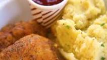 My Ultimate Gluten Free KFC Recipe (low FODMAP, dairy free) My Ultimate Gluten Free KFC Recipe (low FODMAP, dairy free)