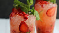 Sparkling Strawberry Mojito Sparkling Strawberry Mojito
