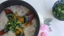 Braised Pork and Century Egg Congee 皮蛋瘦肉粥 Braised Pork and Century Egg Congee 皮蛋瘦肉粥