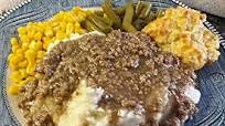 Easy Hamburger Gravy over Mashed Potatoes Easy Hamburger Gravy over Mashed Potatoes