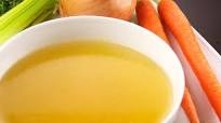 Cómo clarificar un caldo para eliminar la grasa Cómo clarificar un caldo para eliminar la grasa
