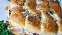 Hawaiian Roll Ham Sliders Hawaiian Roll Ham Sliders