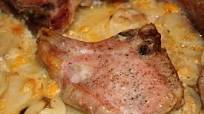 Mrs. Houk's Scalloped Potatoes and Pork Chops Mrs. Houk's Scalloped Potatoes and Pork Chops