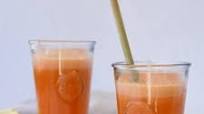 CARROT, APPLE, & GINGER JUICE (Fresh & Healthy!) CARROT, APPLE, & GINGER JUICE (Fresh & Healthy!)