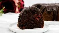 Easy Chocolate Cherry Bundt Cake Easy Chocolate Cherry Bundt Cake
