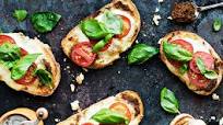 Lämpimät mozzarellaleivät Lämpimät mozzarellaleivät
