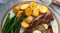 Pan Seared Steak with Garlic Herb Butter Pan Seared Steak with Garlic Herb Butter