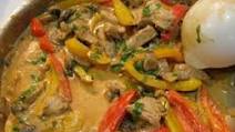 Pork and sweet-pepper stroganoff Pork and sweet-pepper stroganoff
