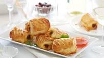 Spicy beef and tomato sausage rolls Spicy beef and tomato sausage rolls