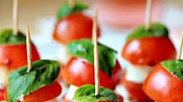 Salada Caprese no Palito Salada Caprese no Palito