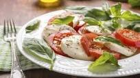 Caprese Salad with Pesto Sauce Recipe Caprese Salad with Pesto Sauce Recipe