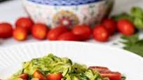 ZOODLES: 2 DELICIOUS RECIPES ZOODLES: 2 DELICIOUS RECIPES