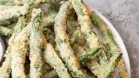 Crispy Green Bean Fries (Low carb + Air Fryer and Oven) Crispy Green Bean Fries (Low carb + Air Fryer and Oven)