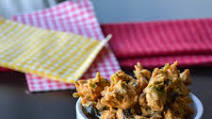 Cashew Pakoda / Cashew Fritters Cashew Pakoda / Cashew Fritters