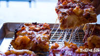Detroit-Style Hawaiian Pizza Detroit-Style Hawaiian Pizza