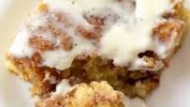 Low Carb Cinnamon Roll Cake Low Carb Cinnamon Roll Cake