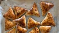 How to Make Takhratha’d Pusra (Chaldean Meat Pies) How to Make Takhratha’d Pusra (Chaldean Meat Pies)