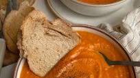 Creamy Vegan Tomato and Cauliflower Bisque Creamy Vegan Tomato and Cauliflower Bisque