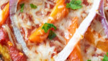 Roasted Red Pepper and Red Onion Pizza with Basil Roasted Red Pepper and Red Onion Pizza with Basil