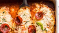 Easy Pizza Stuffed Chicken Easy Pizza Stuffed Chicken