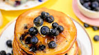 Fluffy Blueberry Pancakes Fluffy Blueberry Pancakes