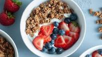 Easy Greek Yogurt Parfait Easy Greek Yogurt Parfait