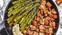 Garlic Butter Chicken Bites with Lemon Asparagus Garlic Butter Chicken Bites with Lemon Asparagus