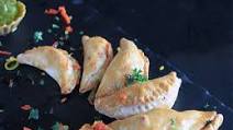 Baked Savoury Italian Gujiya Recipe Baked Savoury Italian Gujiya Recipe