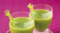 Kiwi, apple and mint juice Kiwi, apple and mint juice