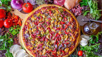 Receta de pizza barbacoa casera con triple de carne y pimientos Receta de pizza barbacoa casera con triple de carne y pimientos