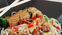 SLOW COOKER ASIAN CHICKEN AND NOODLES WITH BROCCOLI SLOW COOKER ASIAN CHICKEN AND NOODLES WITH BROCCOLI